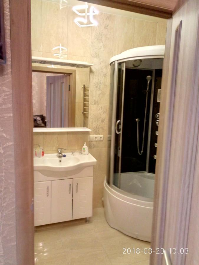 Аркадия Гагарин Плаза Red Apartment Odessa Exterior photo